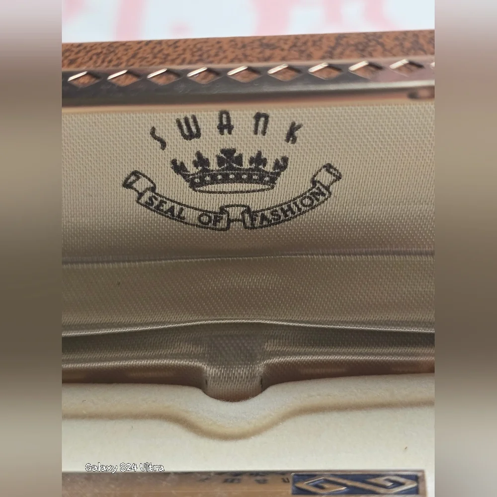 Vintage SWANK Gold Plated Men's Cufflinks Original Box GUC